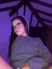 Stripchat Adult Webcam of Arilw