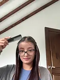 Stripchat Free Porn Cam of Arilw