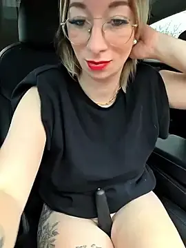 Stripchat Adult Video Chat of Giuliana_baby