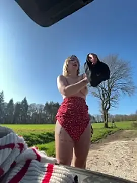 Stripchat Watch Live Sex Cams of Giuliana_baby