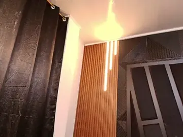 Stripchat Adult Webcam of Noah_Clarkk