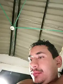 Stripchat Sex Cam of Simone_Miller