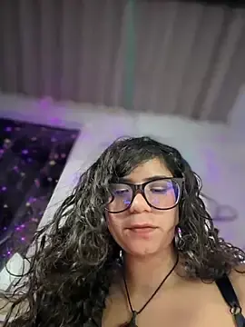 Stripchat Best Webcam of Simone_Miller