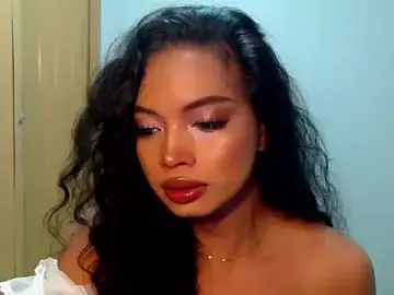 Stripchat Adult Webcams of girlyteengrl