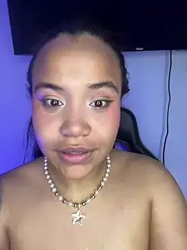 Stripchat Best Webcam of leila_22