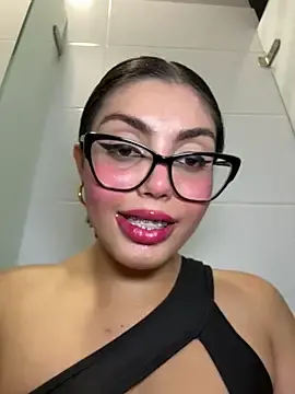 Stripchat Watch Live Sex Cams of zui_lu