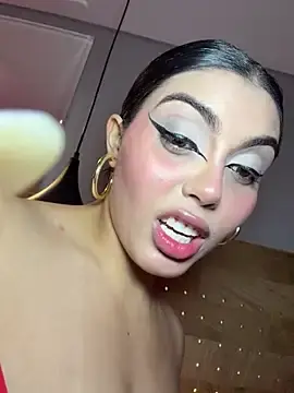 Stripchat Sex Cam of zui_lu