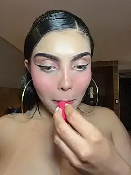 Stripchat Sex Cam of zui_lu