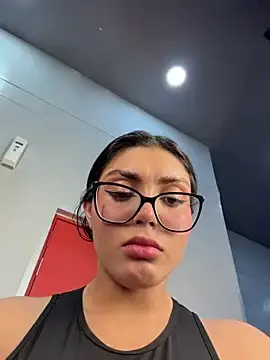 Stripchat Watch Live Sex Cams of zui_lu