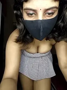 Stripchat Adult Webcam of Zaayaa_2