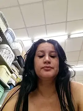 Stripchat Live Sex Cam of keilymadam