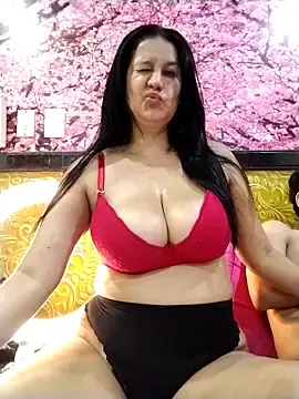 Stripchat Free Live Porn of keilymadam