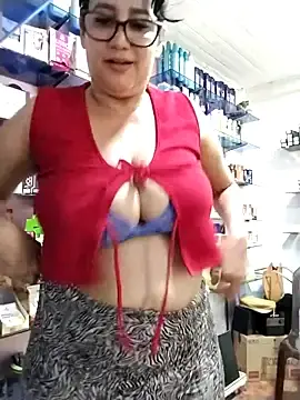 Stripchat Free Porn Cam of keilymadam