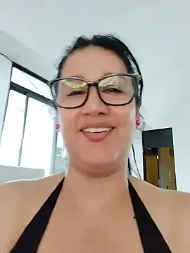 Stripchat Live Porn of keilymadam