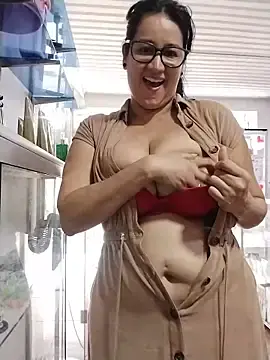 Stripchat Live Sex of keilymadam