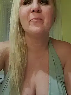 Stripchat Sex Cam of Mayci1984