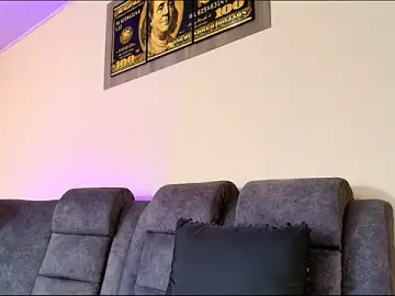 Stripchat Free Porn Cam of JeremyLowe