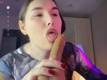 Stripchat Free Live Porn of Maria_Bowie