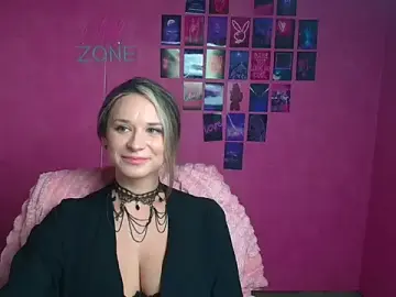 Stripchat Adult Webcams of Melodie_Aster