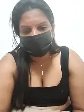 Stripchat Adult Video Chat of Tamil_Vanathi