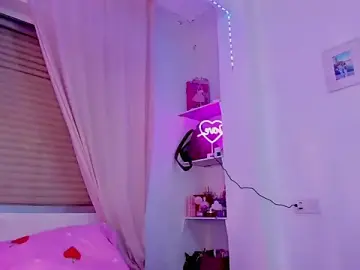 Stripchat Adult Webcams of _viioletweekend_