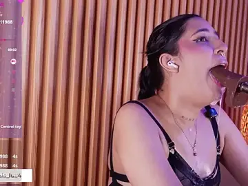 Stripchat Free Live Porn of Antonella_cutee