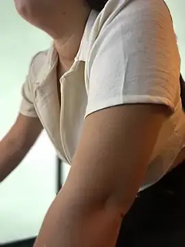 Stripchat Live Sex Cam of Natalia_Cleark09