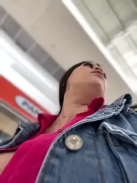 Stripchat Free Porn Cam of Natalia_Cleark09