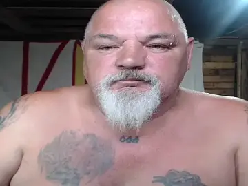 Stripchat Sex Cam of Newfiesausage1972