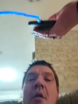 Stripchat Free Porn Cam of biggnipz
