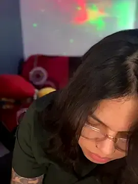 Stripchat Nude Webcam of miacanela_xo