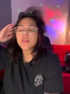 Stripchat Sex Cam of miacanela_xo