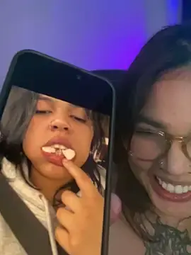 Stripchat Live Sex Cam of miacanela_xo