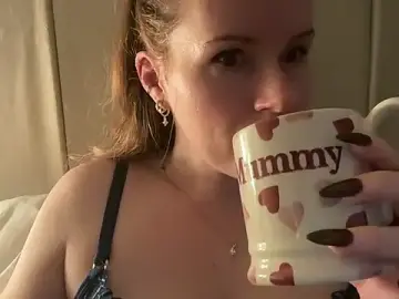 Stripchat Watch Live Sex Cams of redheadrosie69