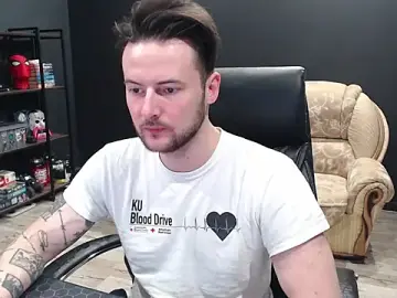 Stripchat Live Sex of MihasikD