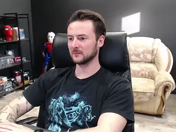 Stripchat Adult Webcam of MihasikD