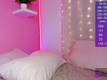 Stripchat Best Webcam of Bella-White