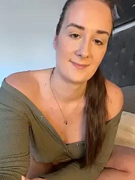 Stripchat Best live sex cam show of EllaMae