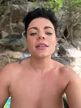 Stripchat Nude Webcam of LukeLouHarvey