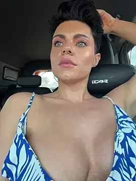 Stripchat Free Porn Cam of LukeLouHarvey