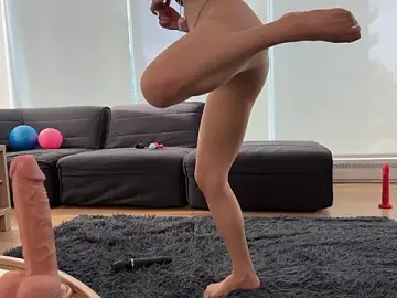 Stripchat Nude Webcam of badangelsjennyx