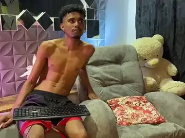 Stripchat Best live sex cam show of MOONHOT69_