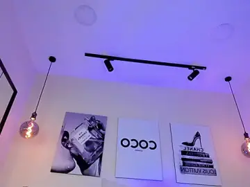 Stripchat Live Sex Cam of Samantha_hotly