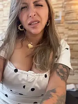 Stripchat Watch Live Sex Cams of _Abril-Office1