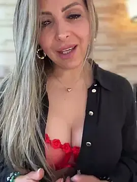 Stripchat Free Porn Cam of _Abril-Office1