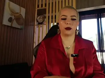 Stripchat Free Porn Cam of camila_chainn_