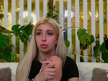 Stripchat Private Sex Chat of FlowweerGirl