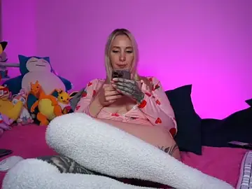 Stripchat Free Porn Cam of StellaCinderella