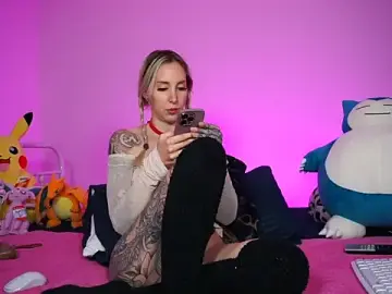 Stripchat Sex Cam of StellaCinderella