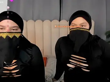 Stripchat Adult Webcam of aziza_dalila02